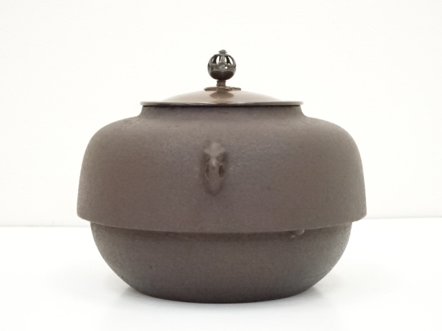  般若勘渓造　唐銅鬼面風炉（畠春斎釜添）（共箱）